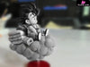 Dragon Ball Riding the Clouds Son Goku Moving GK Statue - League Studio [Pre-Order] Deposit / Black and white version