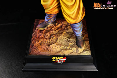 Dragon Ball Super Saiyan 4 Goku Clasps His Fists GK Statue - Capsule Studio [Pre-Order] Dragon Ball