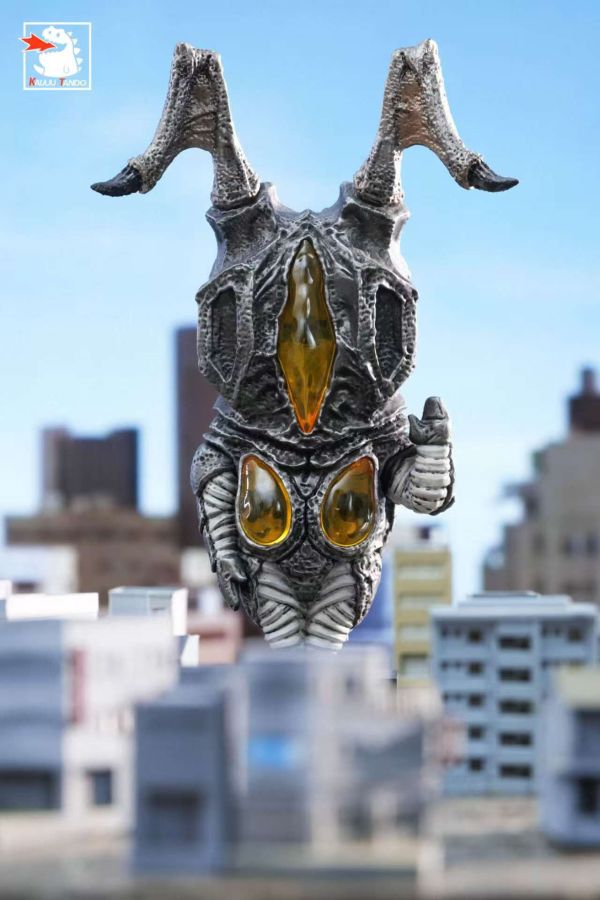 Ultraman Goodbye Childhood #1 Hello Little Monster Alien Baltan & Zetton & Alien Metron GK Statue - KAIJUU TANDO Studio [In-Stock]