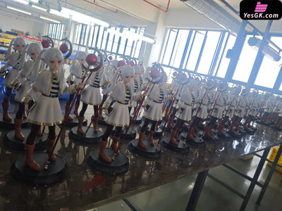 Frieren: Beyond Journey’s End Frieren Statue - HuanLong Studio [In-Stock] Frieren