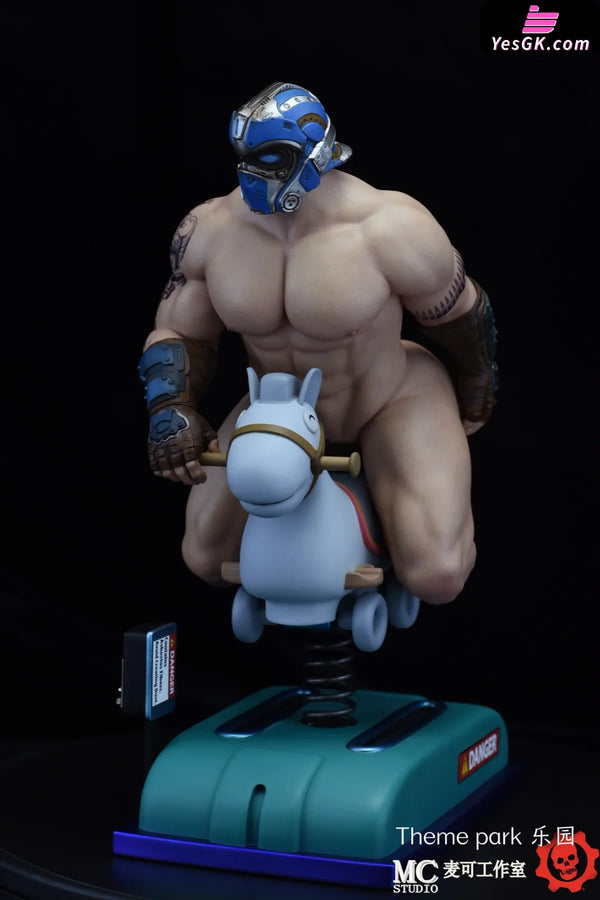 Gears of War 3 Clayton Carmine Theme Park 1/6 GK Statue - MC Studio [In-Stock] - Full Payment - Others