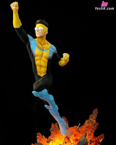 Invincible Mark Grayson Resin Statue - Kinetiquettes Studio [Pre - Order] Others