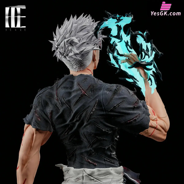 Jujutsu Kaisen Battle-Damaged Satoru Gojo 1/6 GK Statue - Heroe Collectibles Studio [Pre-Order] Jujutsu Kaisen