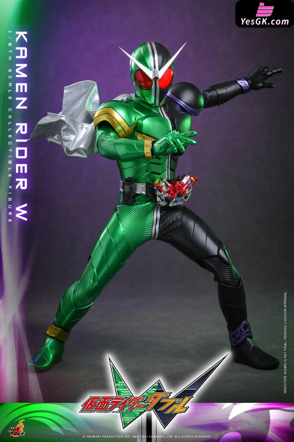 Kamen Rider W 1/6th Scale Collectible Figure TMS195 - Hot Toys