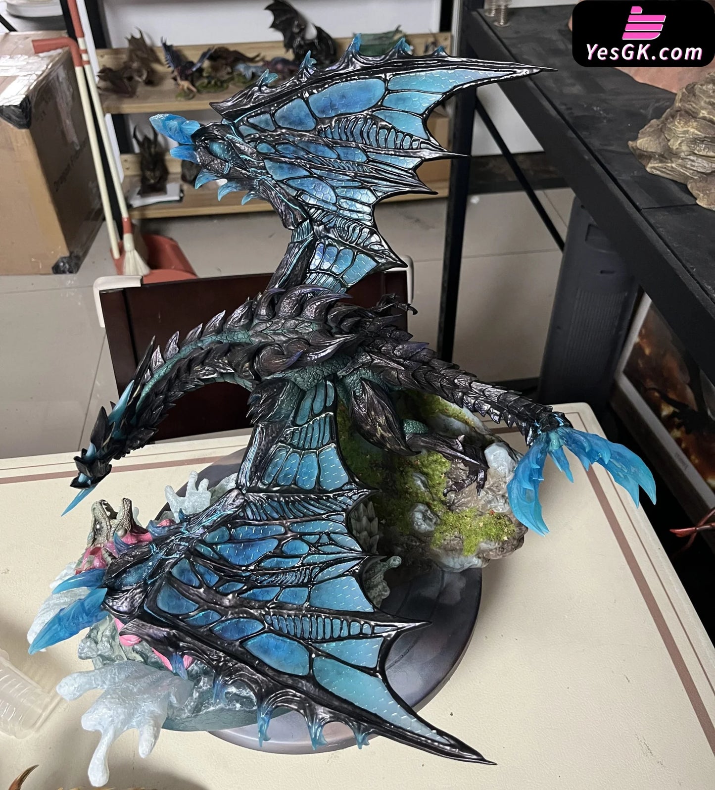 Monster Hunter Boltreaver Astalos Resin Statue - Dragon Frontier Studio [Pre-Order]