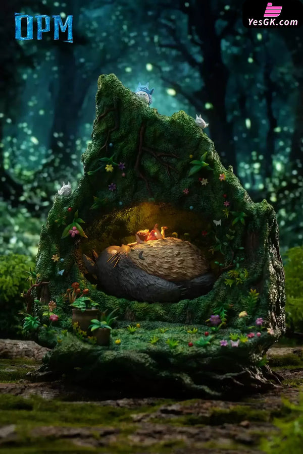 My Neighbor Totoro Hayao Miyazaki Desktop Scene Series 013 Totoro in the Tree Hole 1/6 GK Statue - OPM Studio