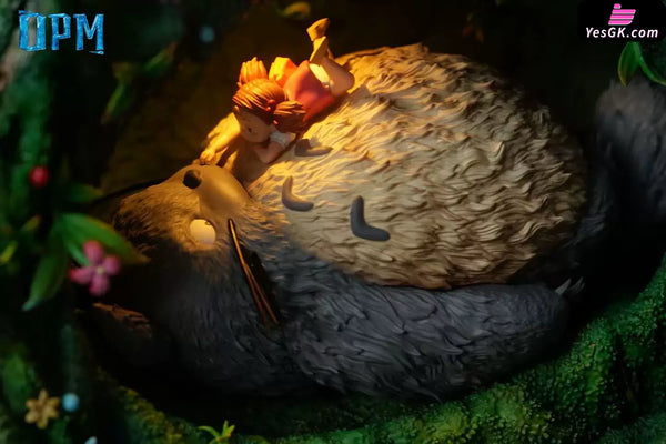My Neighbor Totoro Hayao Miyazaki Desktop Scene Series 013 Totoro in the Tree Hole 1/6 GK Statue - OPM Studio