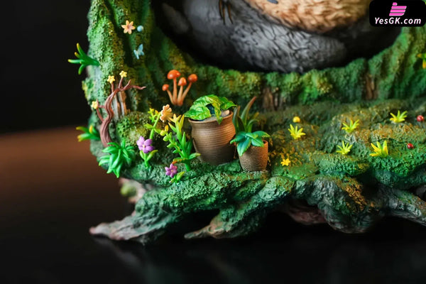 My Neighbor Totoro Hayao Miyazaki Desktop Scene Series 013 Totoro in the Tree Hole 1/6 GK Statue - OPM Studio