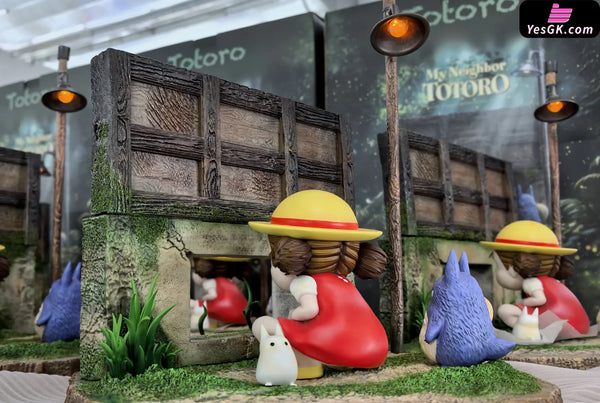 My Neighbor Totoro Hayao Miyazaki Desktop Series 05 The Happiest Search Mei Hide-and-Seek with Totoro GK Statue - Wu Yu