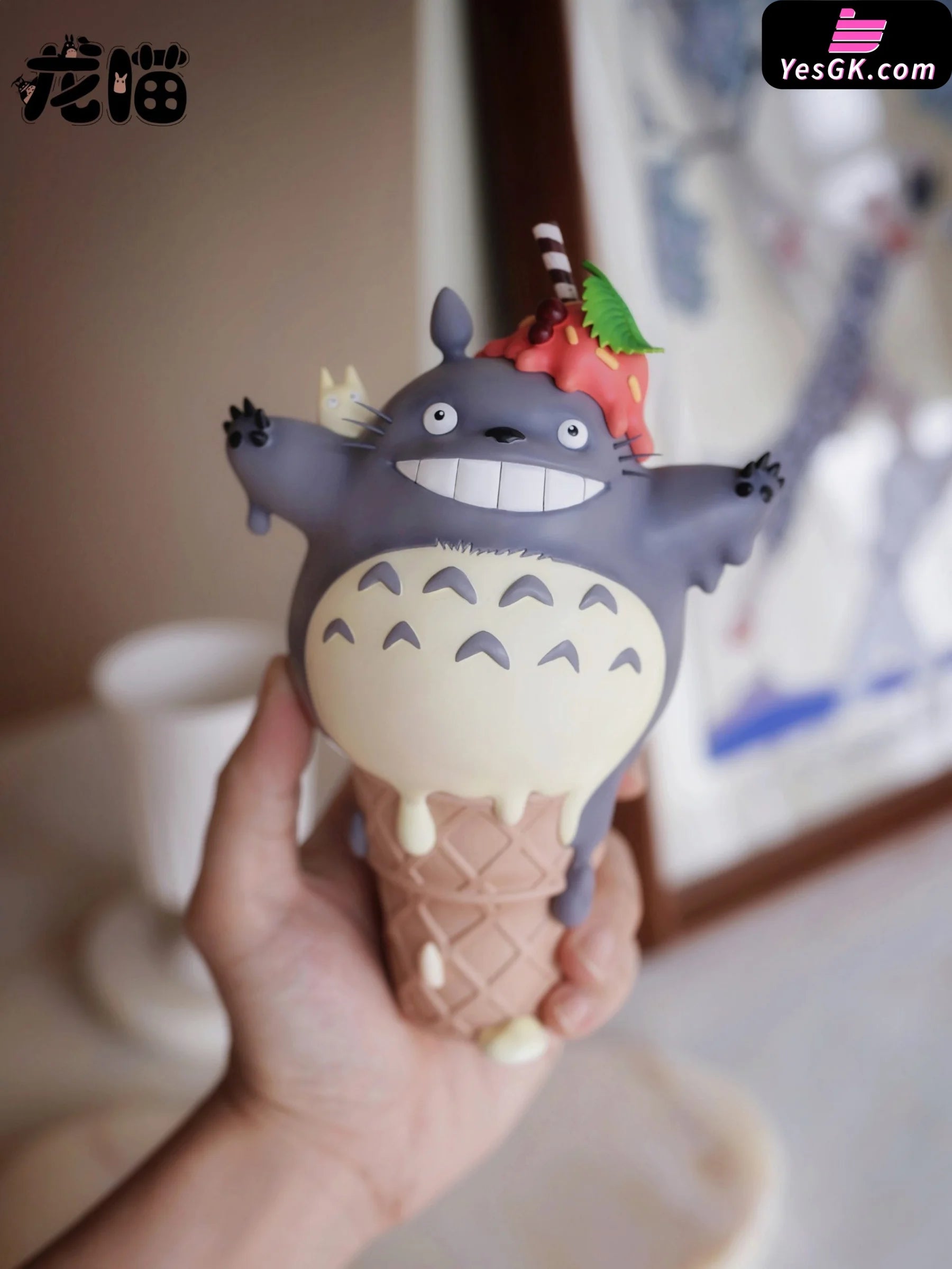 My Neighbour Totoro Ice Cream Statue - Long Miao Studio [Pre-Order] Deposit