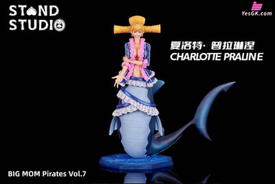 One Piece Beasts Pirates #1 Charlotte Praline pop GK Statue - Stand Studio [In-Stock] Full Payment One Piece
