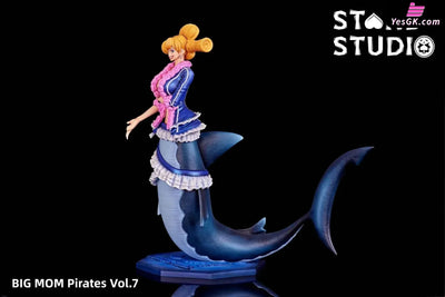 One Piece Beasts Pirates #1 Charlotte Praline pop GK Statue - Stand Studio [In-Stock] Full Payment One Piece