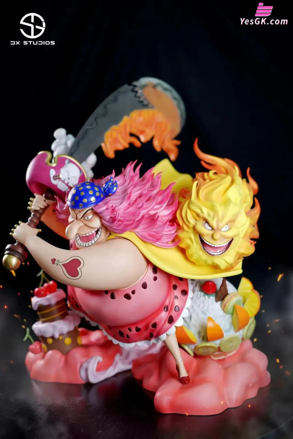 One Piece Big Mom Charlotte Linlin 1/6 GK Statue - DX Studio [In-Stock] - Full Payment - One Piece