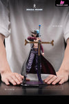 One Piece Dracule Mihawk Resin Statue - Dx Studio [Pre-Order]