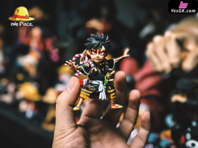 One Piece Kabuki Luffy WCF GK Statue - One Piece Studio [In-Stock] - Full Payment / Black / Blue Base Version - One