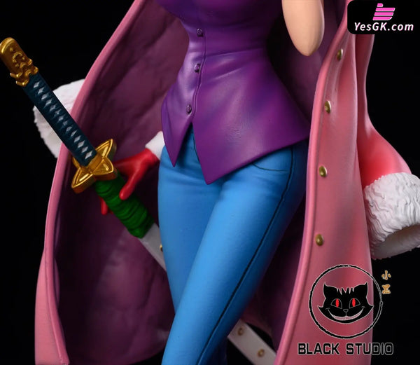 One Piece Marine Officer Captain Tashigi GK Statue - Black Studio [In-Stock] - One Piece