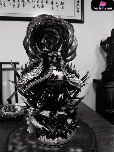 One Piece Marshall D. Teach Resin Statue - Ferrari Studio [Pre-Order]