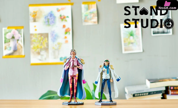 One Piece Navy #8 Tsuru GK Statue - Stand Studio [In-Stock] - Full Payment - One Piece