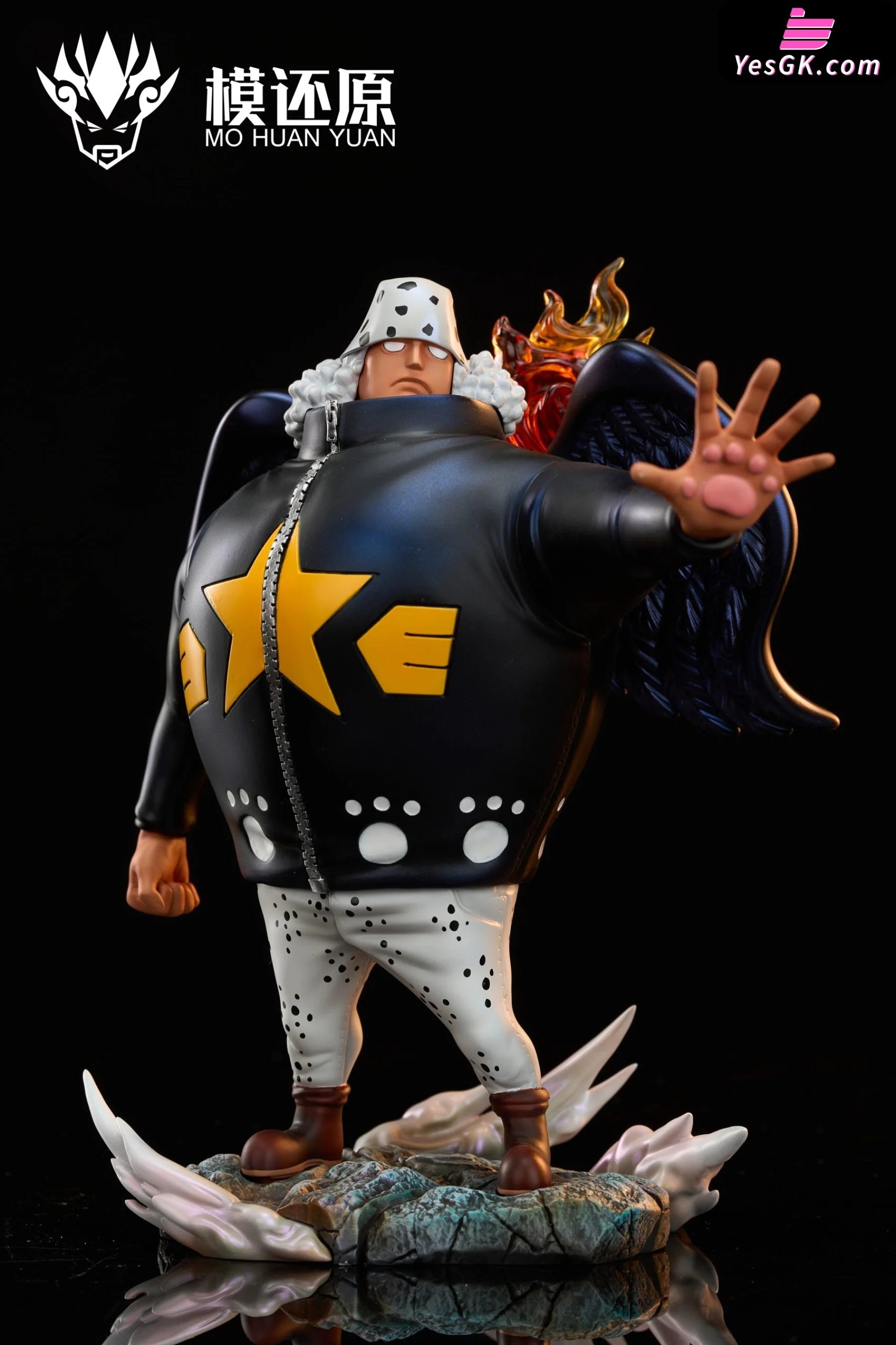 One Piece S-Jinbe & S-Bartholemew Kuma S-Dracule Mihawk Resin Statue - Mo Huan Yuan Studio