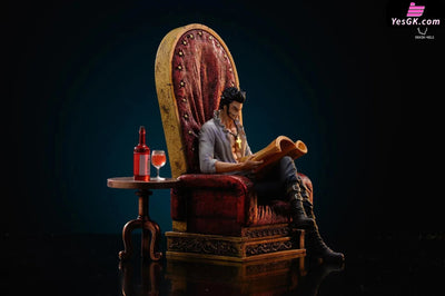 One Piece Seated Dracule Mihawk Resin Statue - Brain-Hole Studio [Pre-Order]