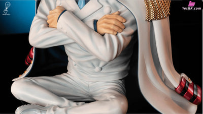 One Piece Seated Monkey D Garp Resin Statue - Brain-Hole Studio [Pre-Order]