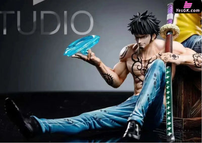 ONE PIECE Shichibukai #2 Trafalgar D. Water Law Statue - BT Studio [In-Stock] Full Payment / Law One Piece