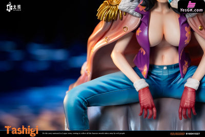 One Piece Smoker in Tashigi’s body GK Statue - DX Studio [Pre-Order] One Piece