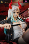 One Piece Suit Thug #11 Yamato Statue - In Studio & Iu [Pre-Order]