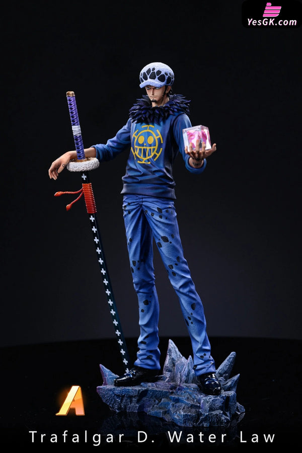 One Piece Trafalgar D. Water Law 1/9 GK Statue - HX Studio [In-Stock] - Full Payment / A Version - One Piece