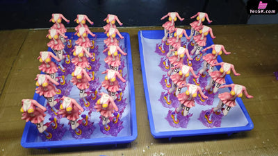 One Piece Vinsmoke Reiju GK Statue Long Hu Studio [In Stock] One Piece