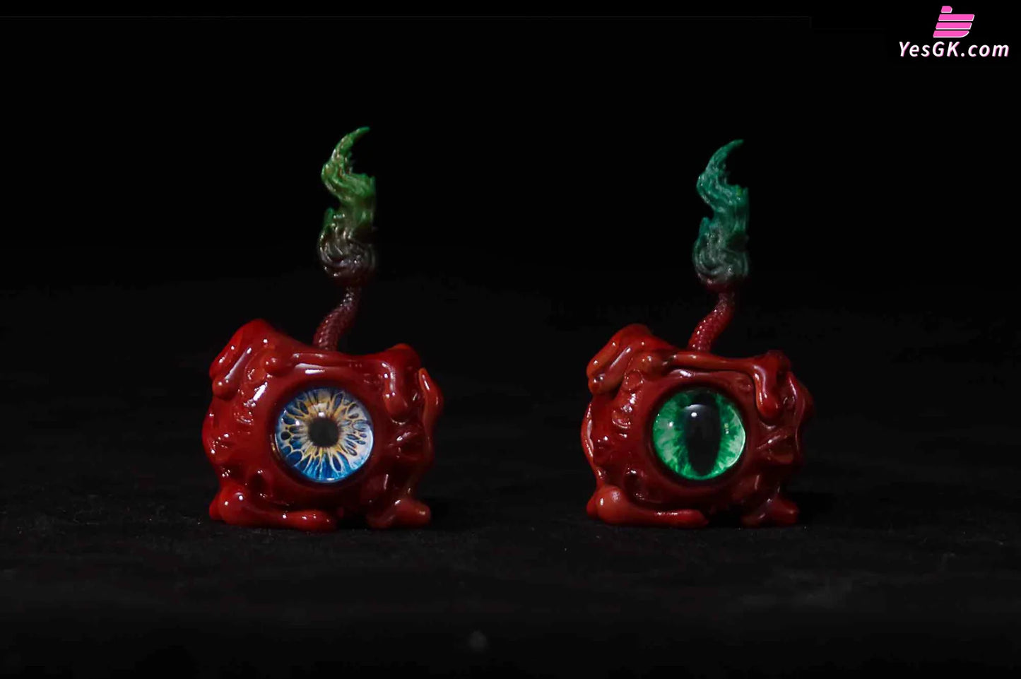 Original Cthulhu Eyeball Candle Resin Statue - Cor Studio [Pre-Order] Deposit / Green Eyes Design