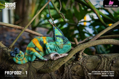 Original Day Dreams Series #2 Mos Veiled Chameleon Statue - Figure Rich Studio [Pre-Order] Others