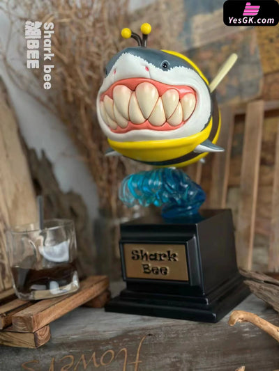 Original Shark Plus Statue - Bowuzhi Studio [Pre-Order] Deposit / B Design