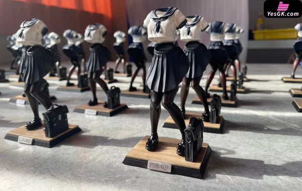 Original The Emperor’s New Clothes Statue - ChiYu Studio [In-Stock] Full Payment Original Design