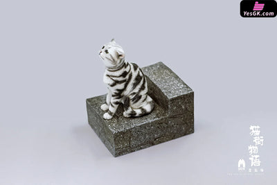 Original The Story of Cat Series Sad Cat Piebald Cat Art Toys - WeArtDoing Studio [In-Stock] - Original Design