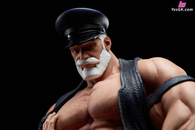 Original Ulric & Wei 1/6 Licensed Statue - Gentleman 18 Studio [Pre-Order] Original Design