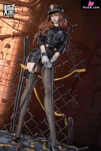 Original Yes! My Madam! Statue - Tgzw Studio [Pre - Order] Design