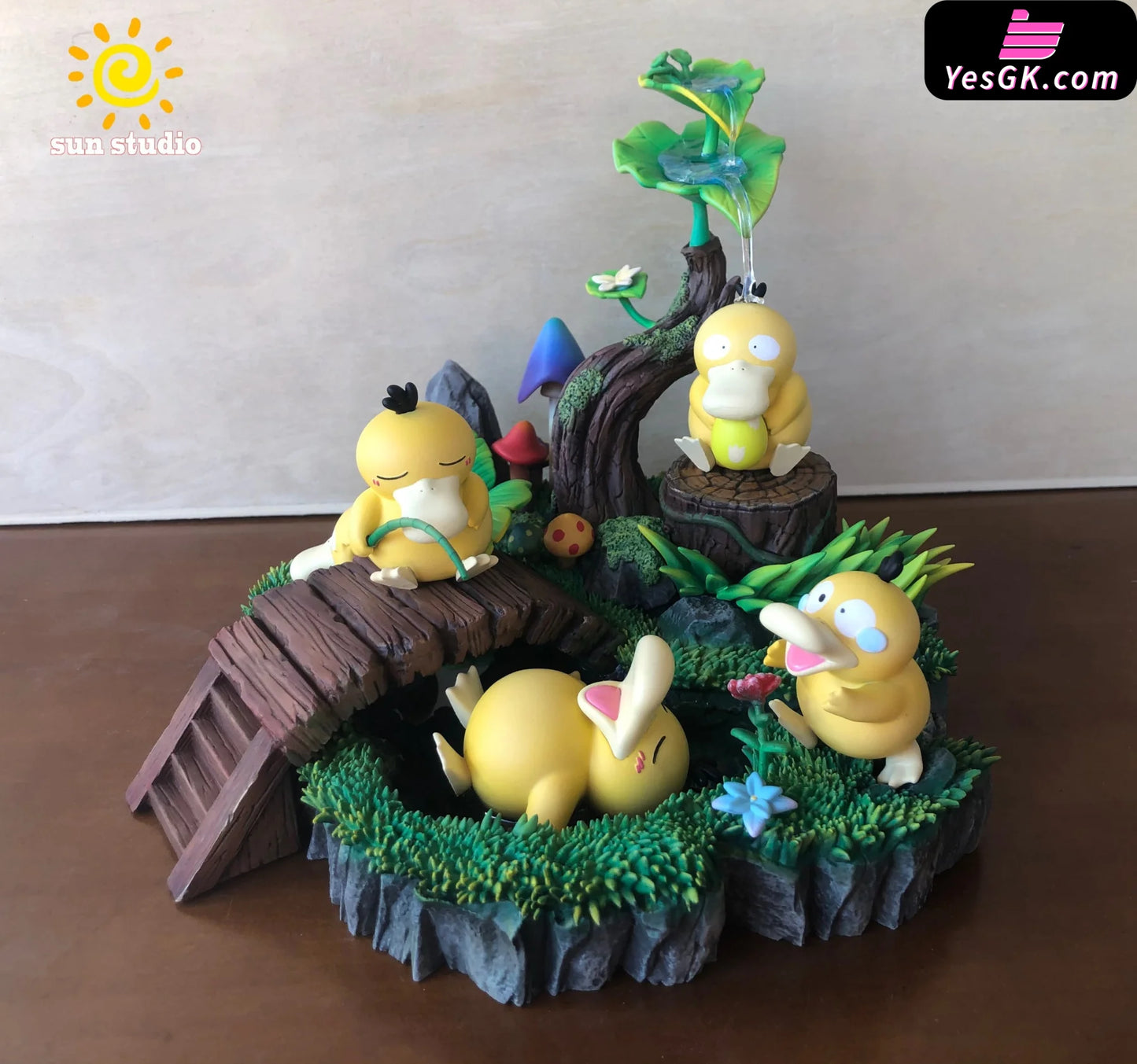 Pokémon 1/20 illustration scale ecological Psyduck Statue - Sun Studio ...