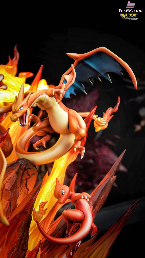 Pokemon Evolution Series 003 Charizard Statue - EMO Studio - Pokemon