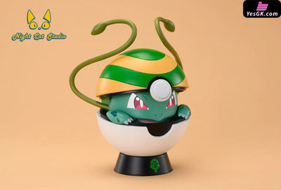 Pokémon Fire And Grass Type Pokeball Resin Statue - Night Cat Studio [Pre-Order]