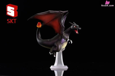 Pokémon Heterochromatic Charizard Statue - Skt Studio [Pre-Order]