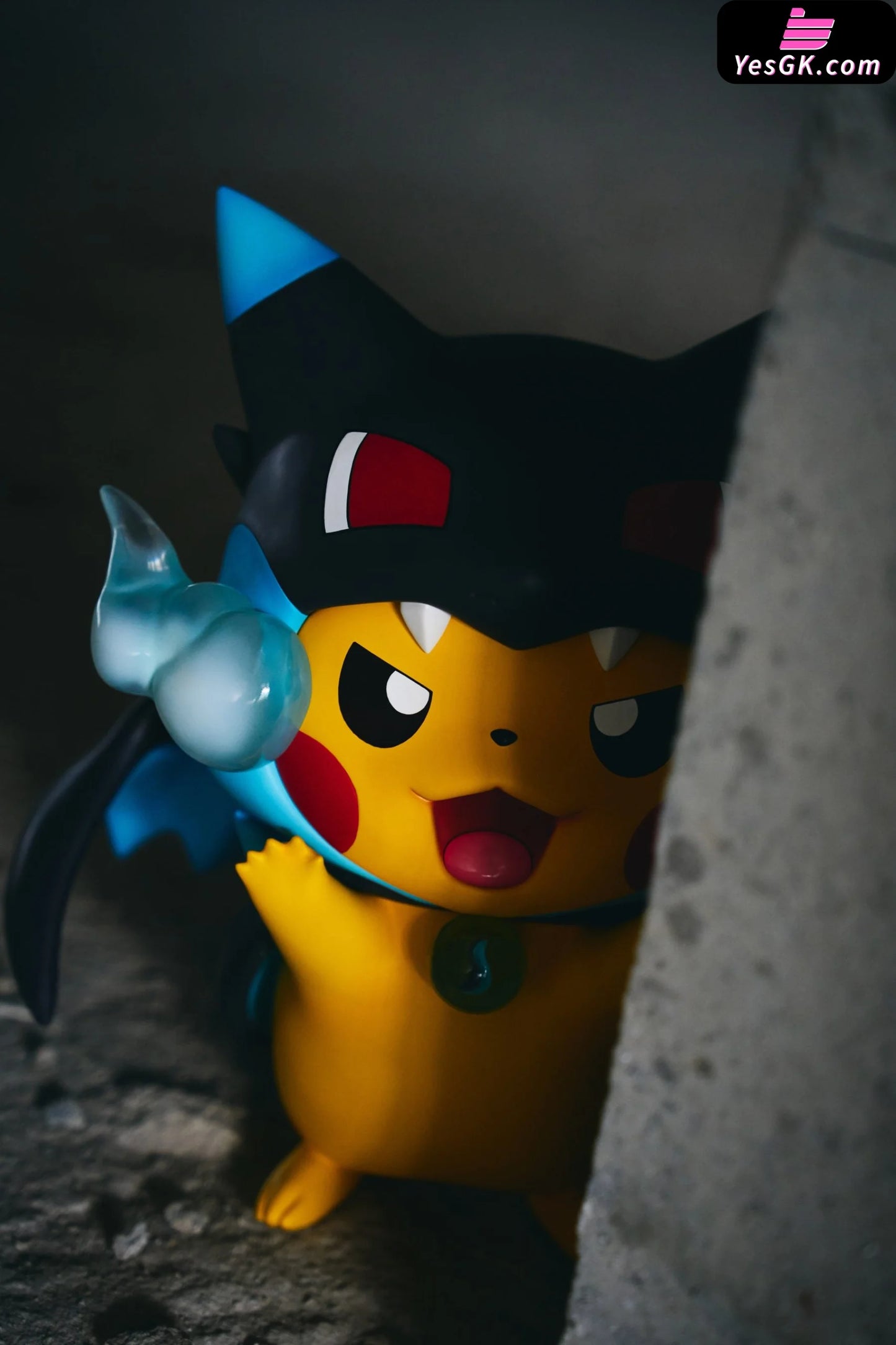 Pokémon Pikachu Cos Mega X Charizard Statue - Infinite Studio [Pre-Order]