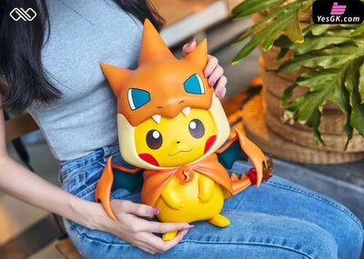 Pokémon Pikachu Cosplay Charizard Y Statue - Infinite Studio [In-Stock] Pokémon