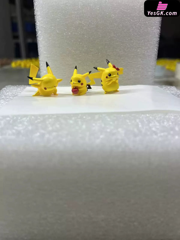 Pokémon Pikachu Three GK Statue - Original Studio [In-Stock] - Pokemon