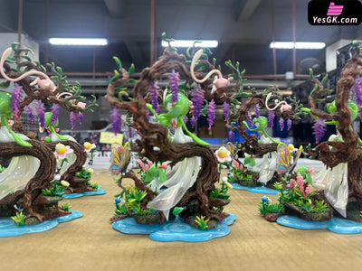 Pokemon Premium GK Series First Release Gardevoir Ecosystem Statue - KIPI Studio [In-Stock] Pokémon