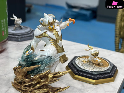 Pokémon Rapid Strike Urshifu Evolution Group GK Statue - Mo Yu Studio [Pre-Order Closed] - Full Payment / Type A White