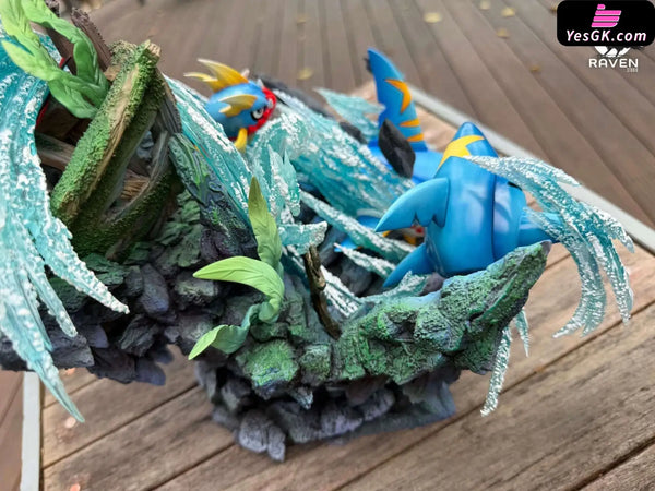 Pokemon Sharpedo Evolution Set Statue - RAVEN Studio