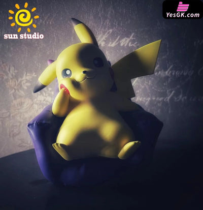 Pokémon Sofa Pikachu Statue - Sun Studio [Pre-Order]