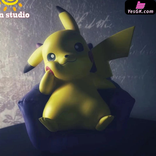 Pokémon Sofa Pikachu Statue - Sun Studio [Pre-Order]