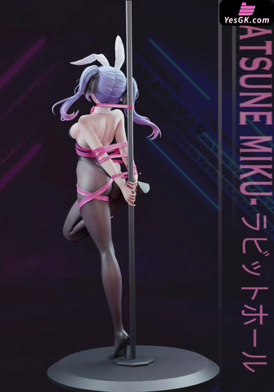 Project Sekai Hatsune Miku Bondage Rabbit Hole GK Statue BGA Studio [Pre Order] Project SEKAI